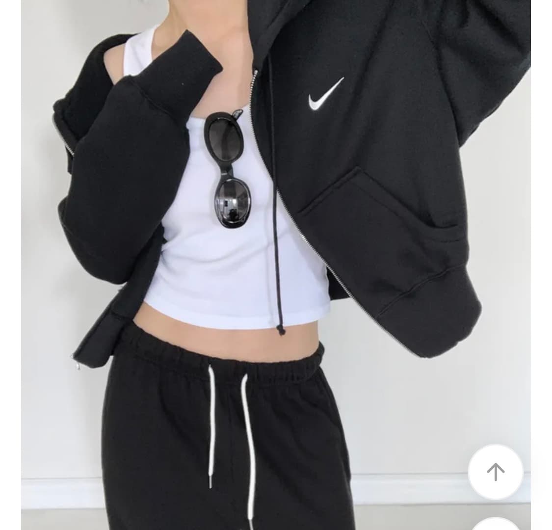 나이키크롭 후드집업 s 블랙 (새상품급) 상품이미지1