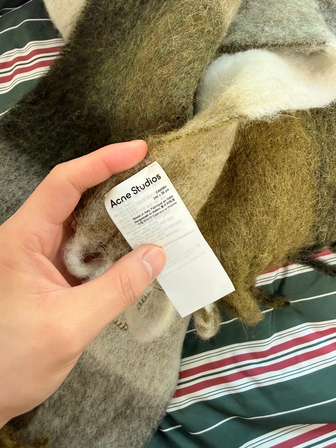 (OS) 아크네 스튜디오 모헤어 체크 머플러 토프 그린 블랙 상품이미지4