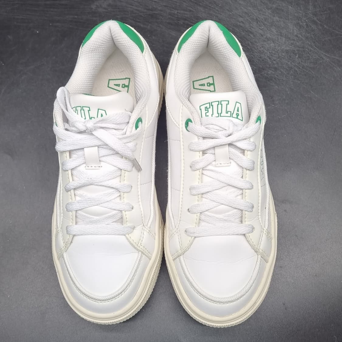 휠라 인터페어 여성스니커즈 230 상품이미지2