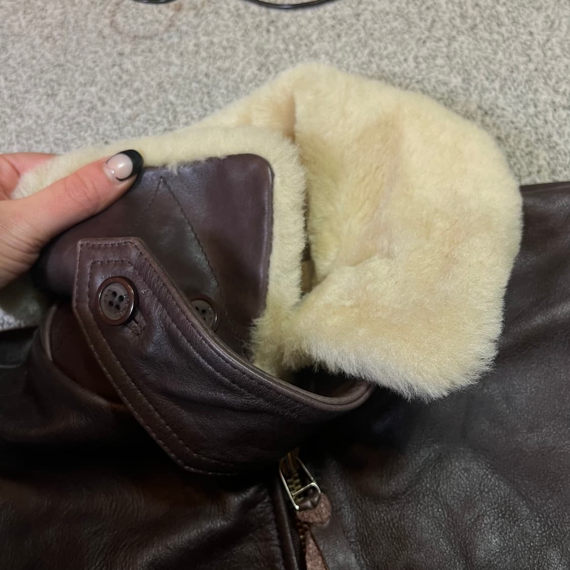 비바스튜디오 소가죽 봄버자켓 상품이미지2