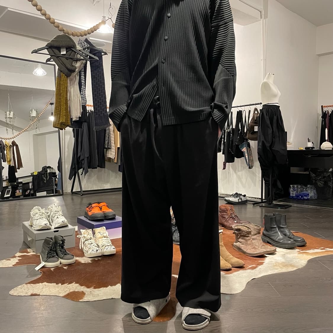 요지야마모토 스트랩 디테일 오버사이즈 슬랙스 상품이미지4