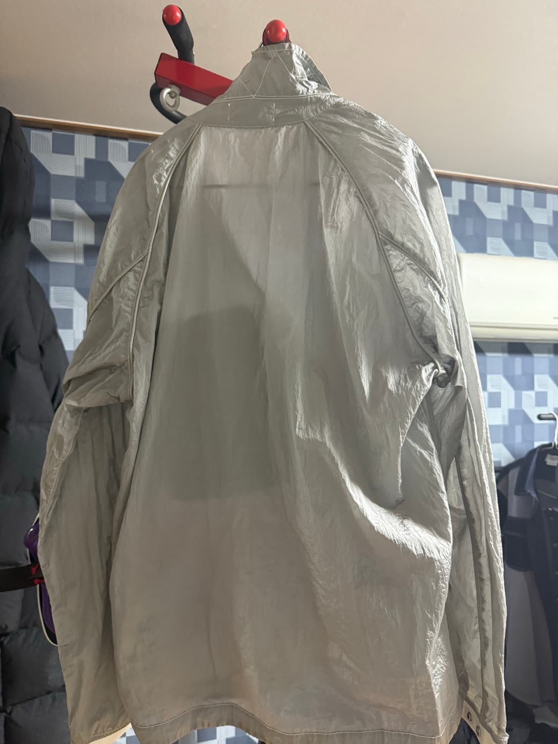 스톤아일랜드 22ss 나일론메탈 오버셔츠 아이스 XL 상품이미지4