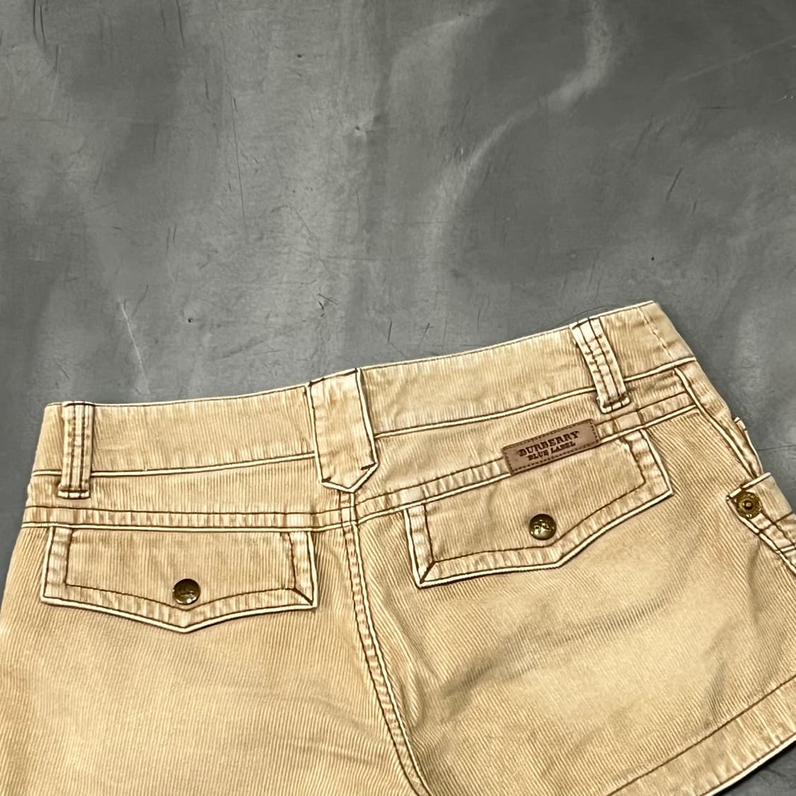  버버리 블루라벨 코듀로이 숏 팬츠 y15890 상품이미지5