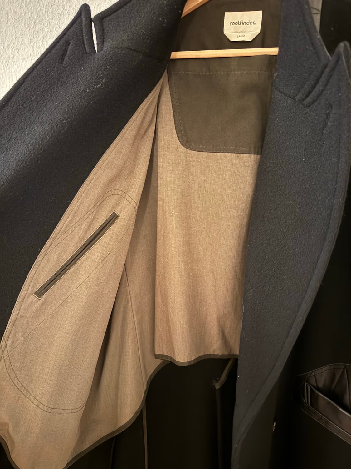 루트파인더 Sara 코트 블랙 L사이즈 (초판) 상품이미지6