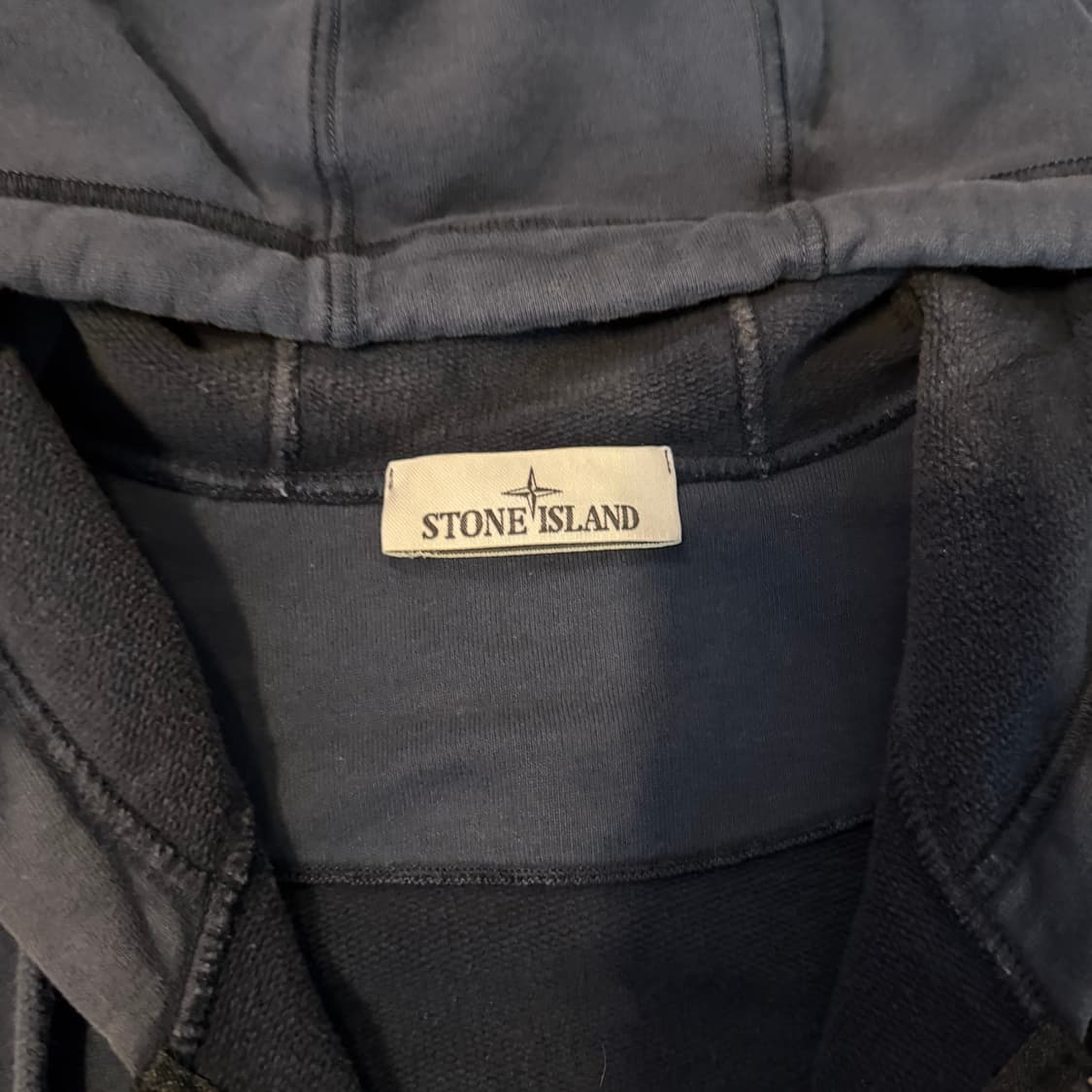 {당일발송/신형탭} 스톤아일랜드 후드집업 네이비 XL 상품이미지3