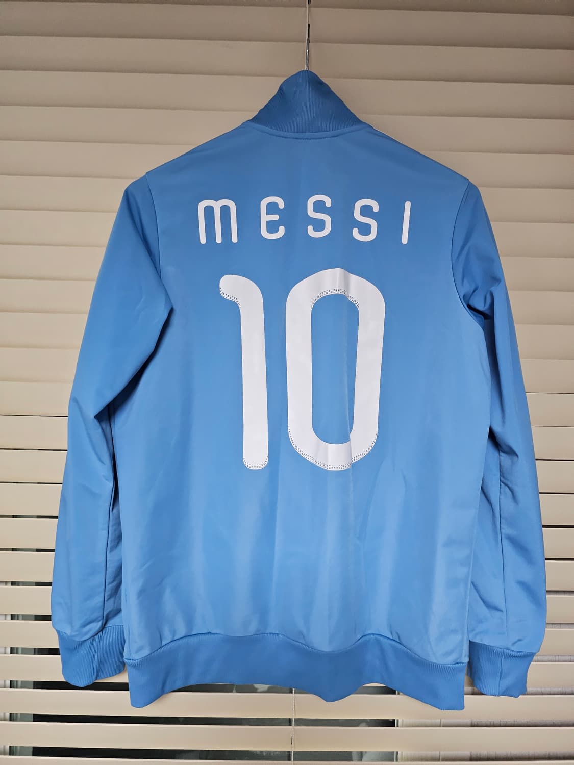 아디다스 아르헨티나 메시 트랙탑 져지 100 스카이블루 상품이미지2