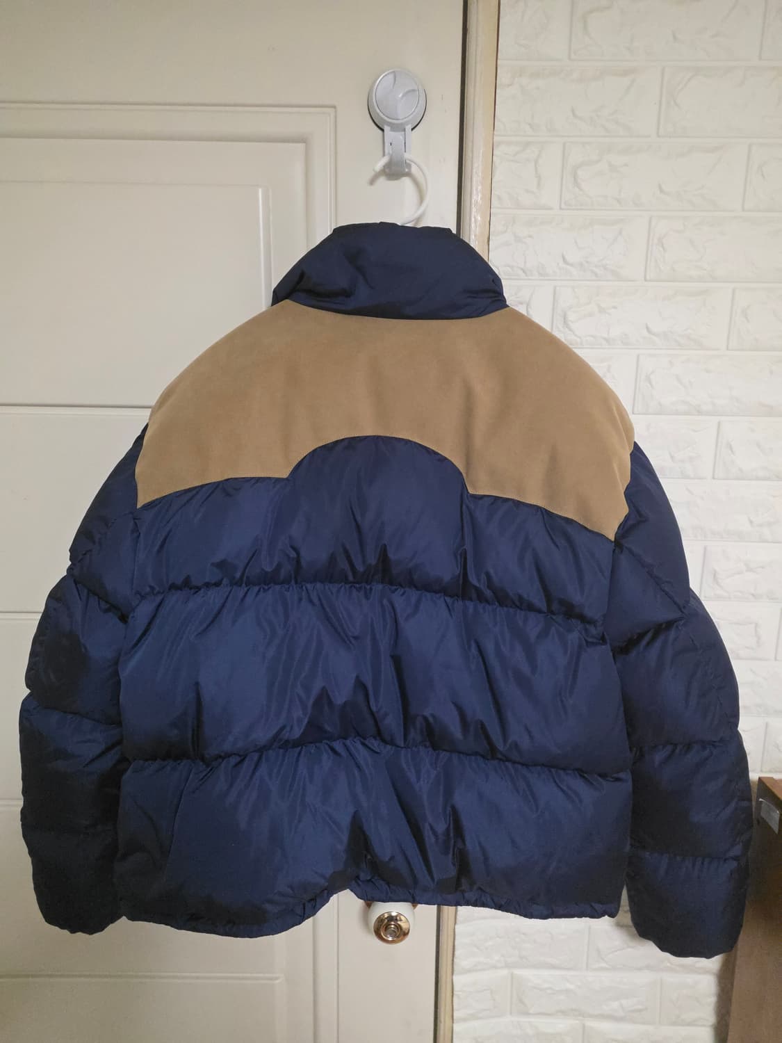 몽클레어x팜엔젤스 켈시 숏패딩 4 팝니다 상품이미지2