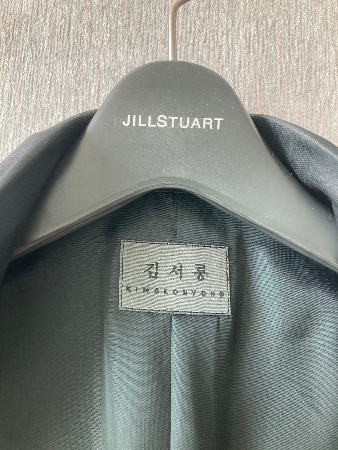 [46/S] 김서룡옴므 싱글버튼 울 블레이저 블랙 상품이미지6