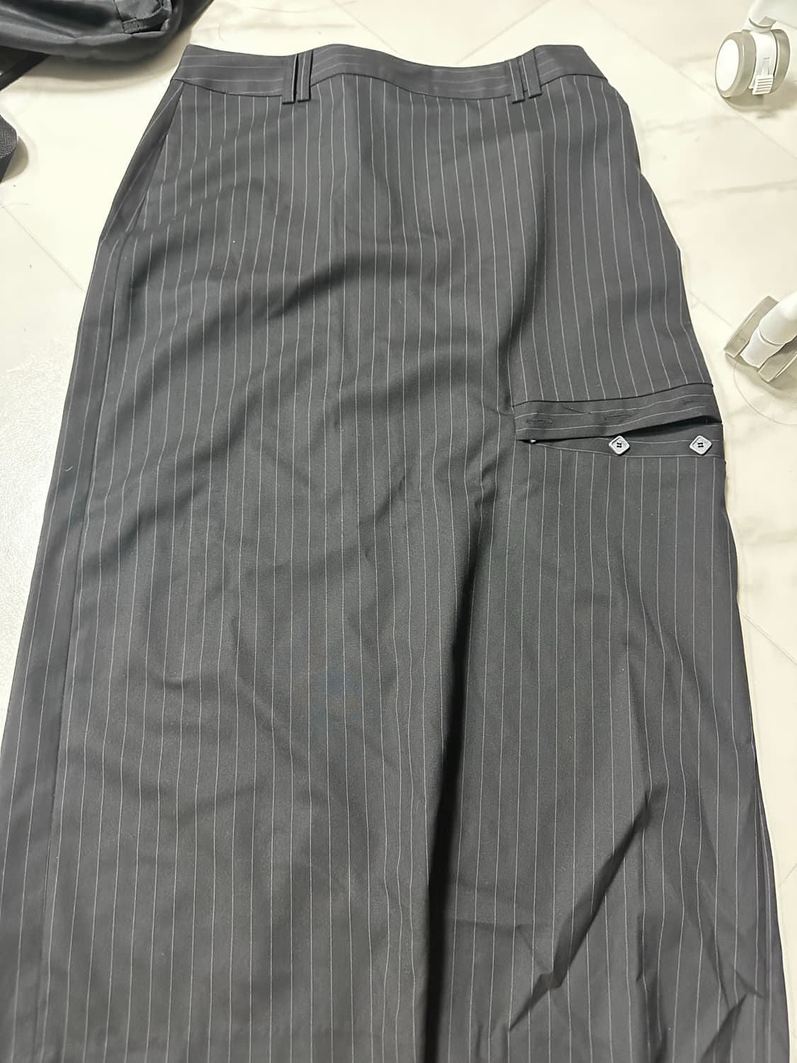 헤레틱 버튼 롱스커트 상품이미지4