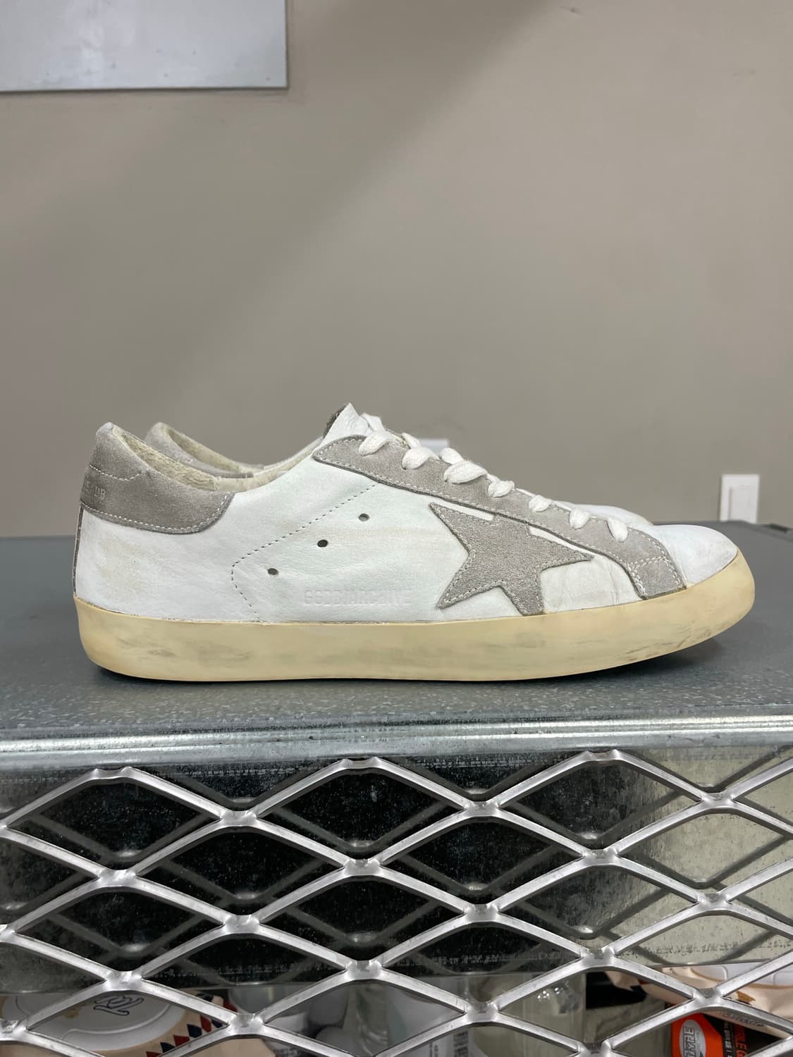 골든구스 슈퍼스타 화이트 스니커즈 41 상품이미지4