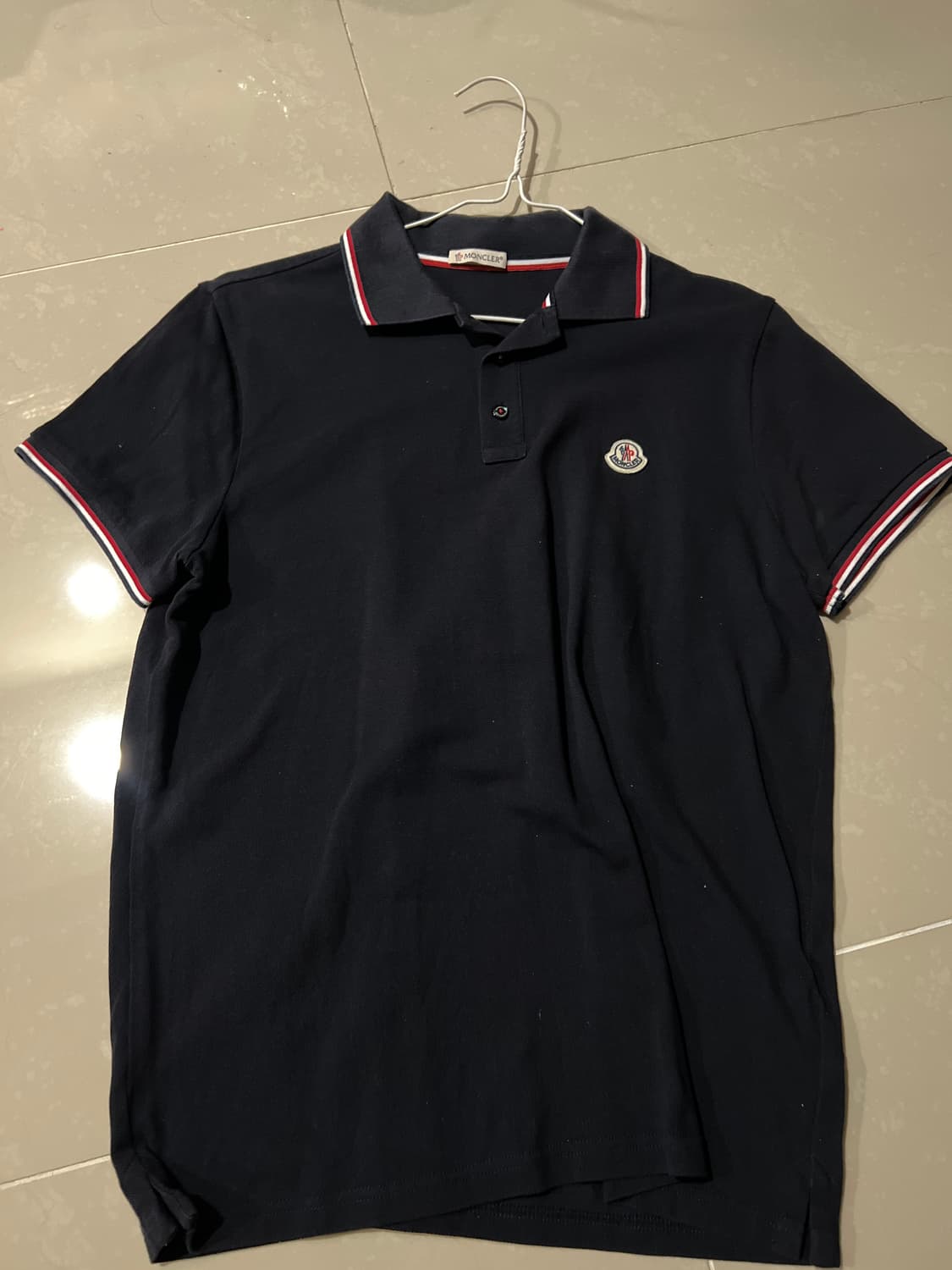 몽클레어 반팔 네이비 상품이미지1