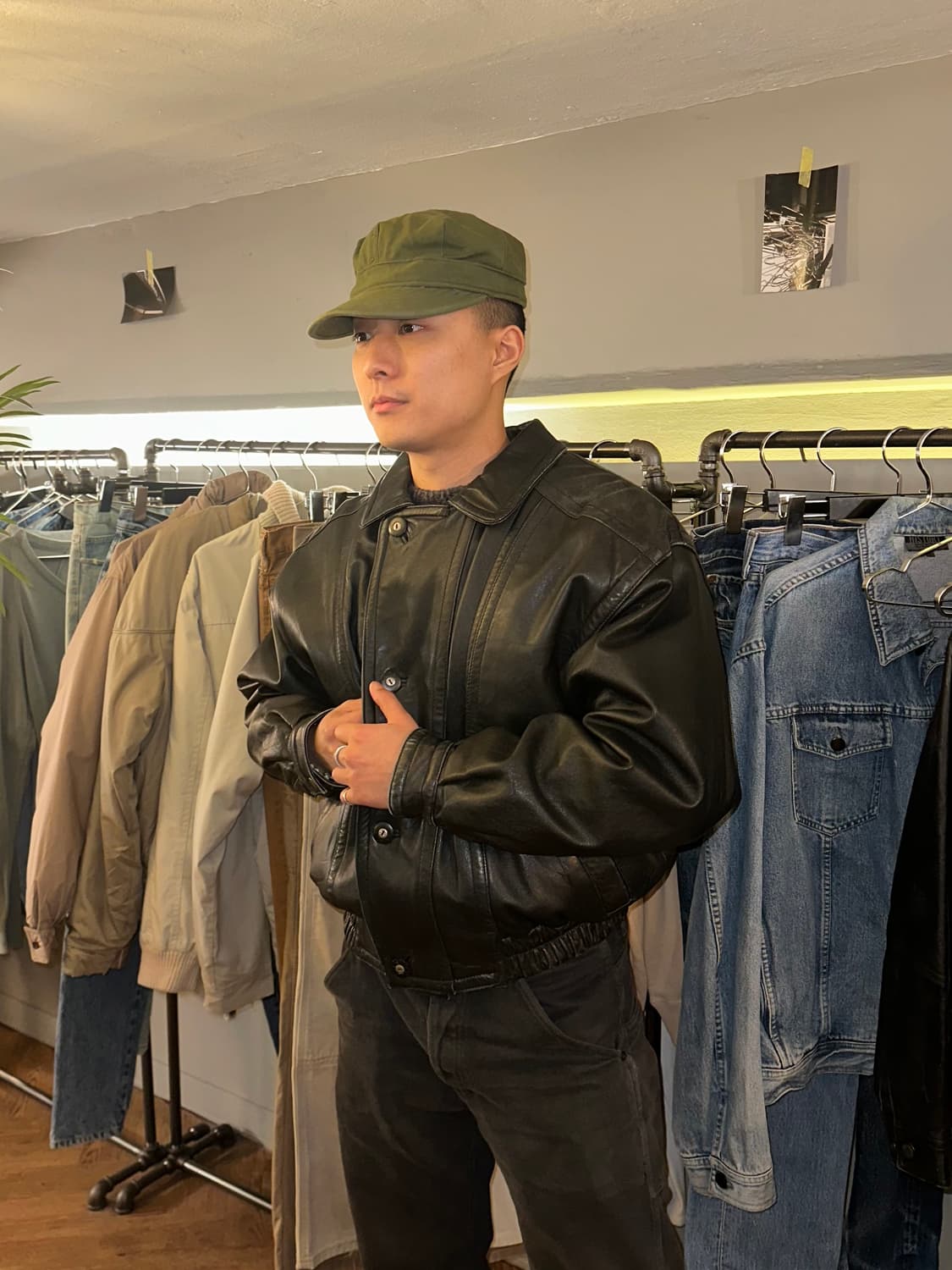 90’s Japanese cow-leather bomber jacket 상품이미지2