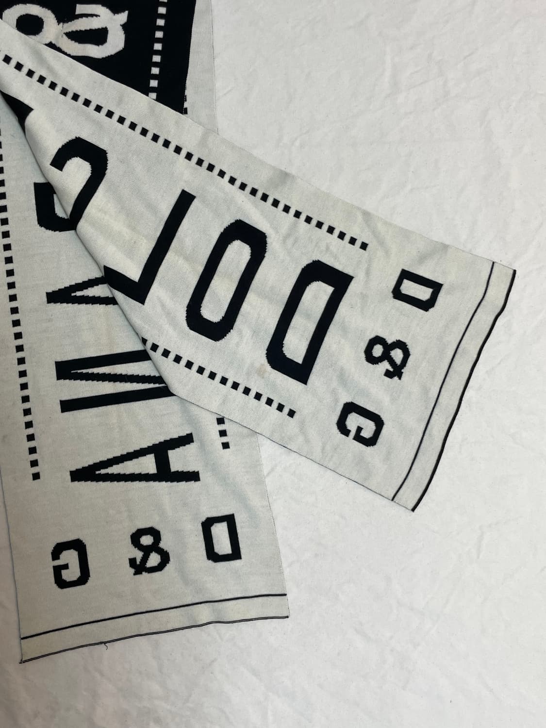 돌체 앤 가바나 니트 머플러  상품이미지5