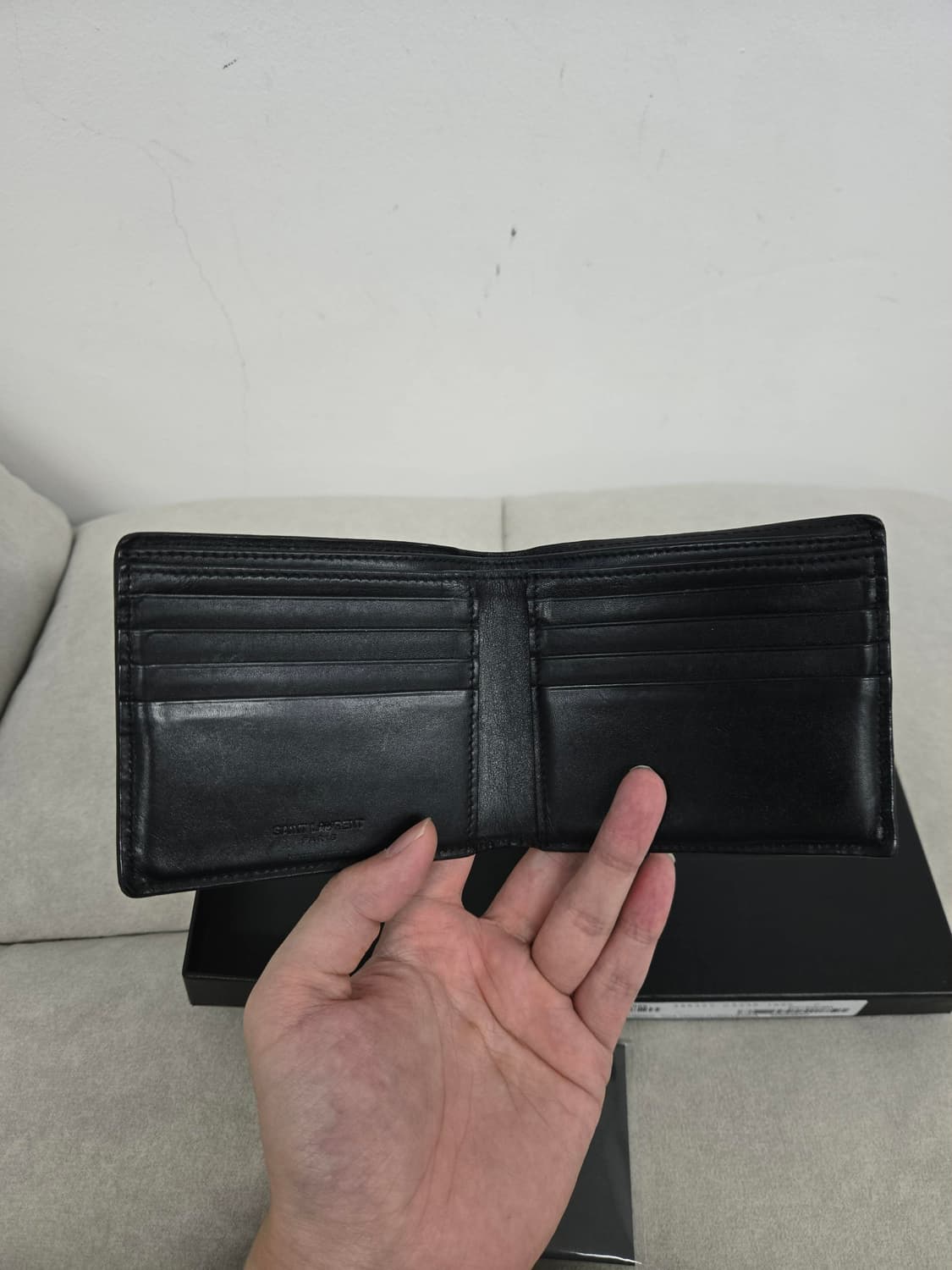 [보증서 정품]입생로랑 악어 반지갑 상품이미지4