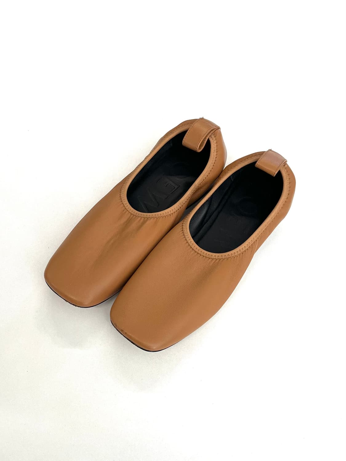 로에베 발레리나 플랫 슈즈 상품이미지2