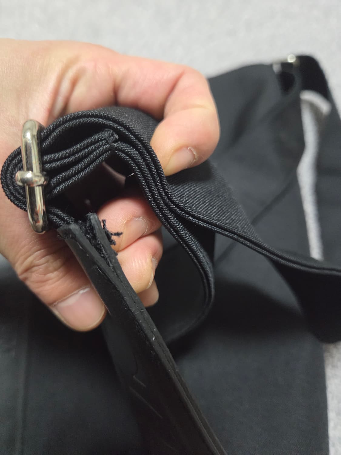 디올옴므 에디기 퍼퓸크로스백 상품이미지4