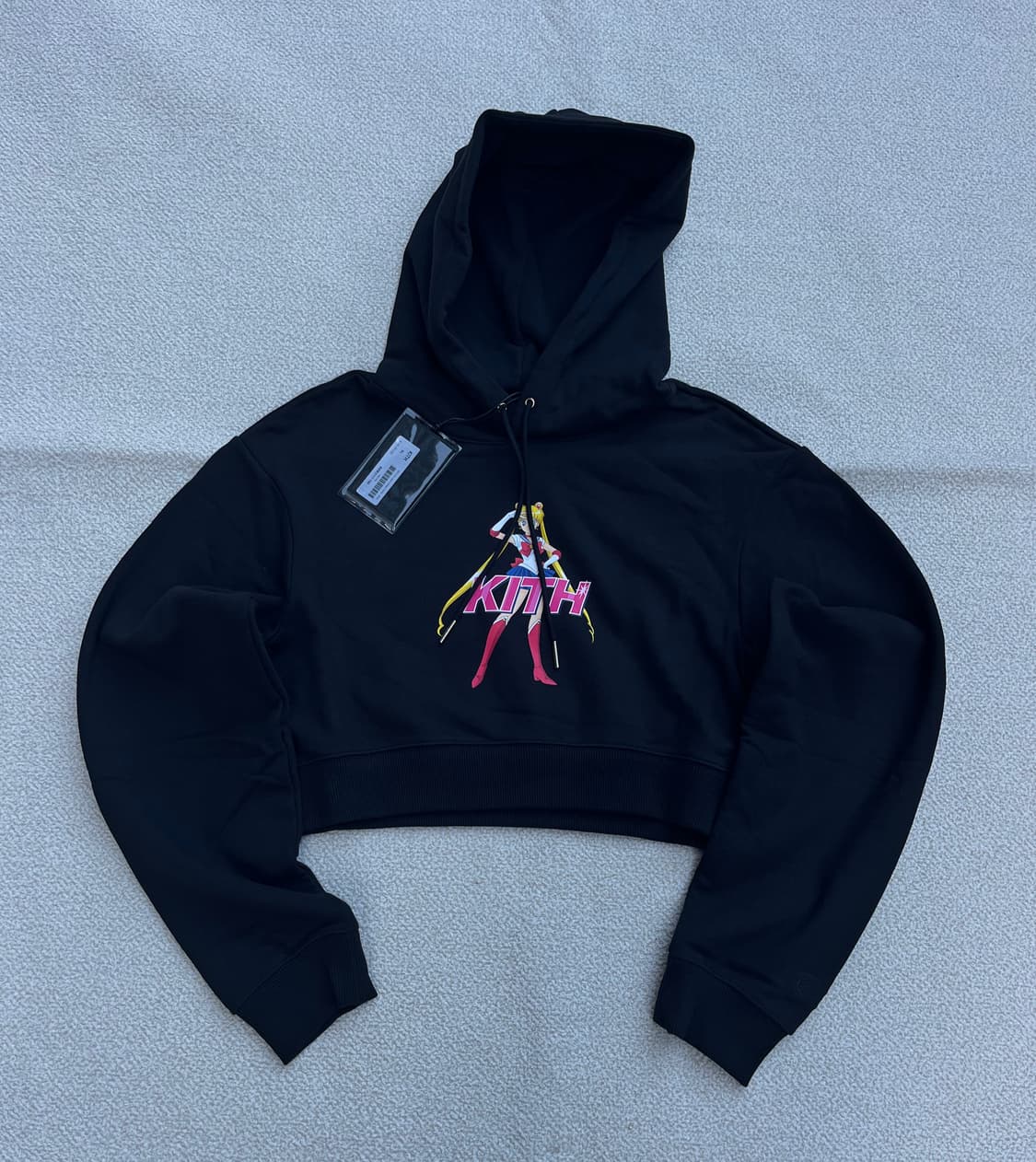 KITH X 세일러문 크롭 후드 상품이미지1
