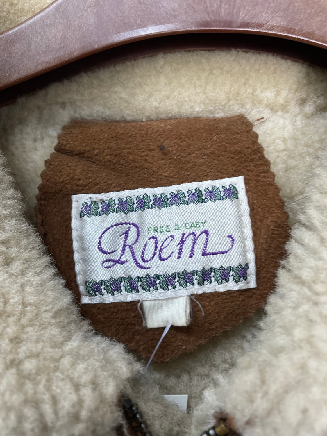 로엠 양가죽 무스탕 자켓 H973 상품이미지5