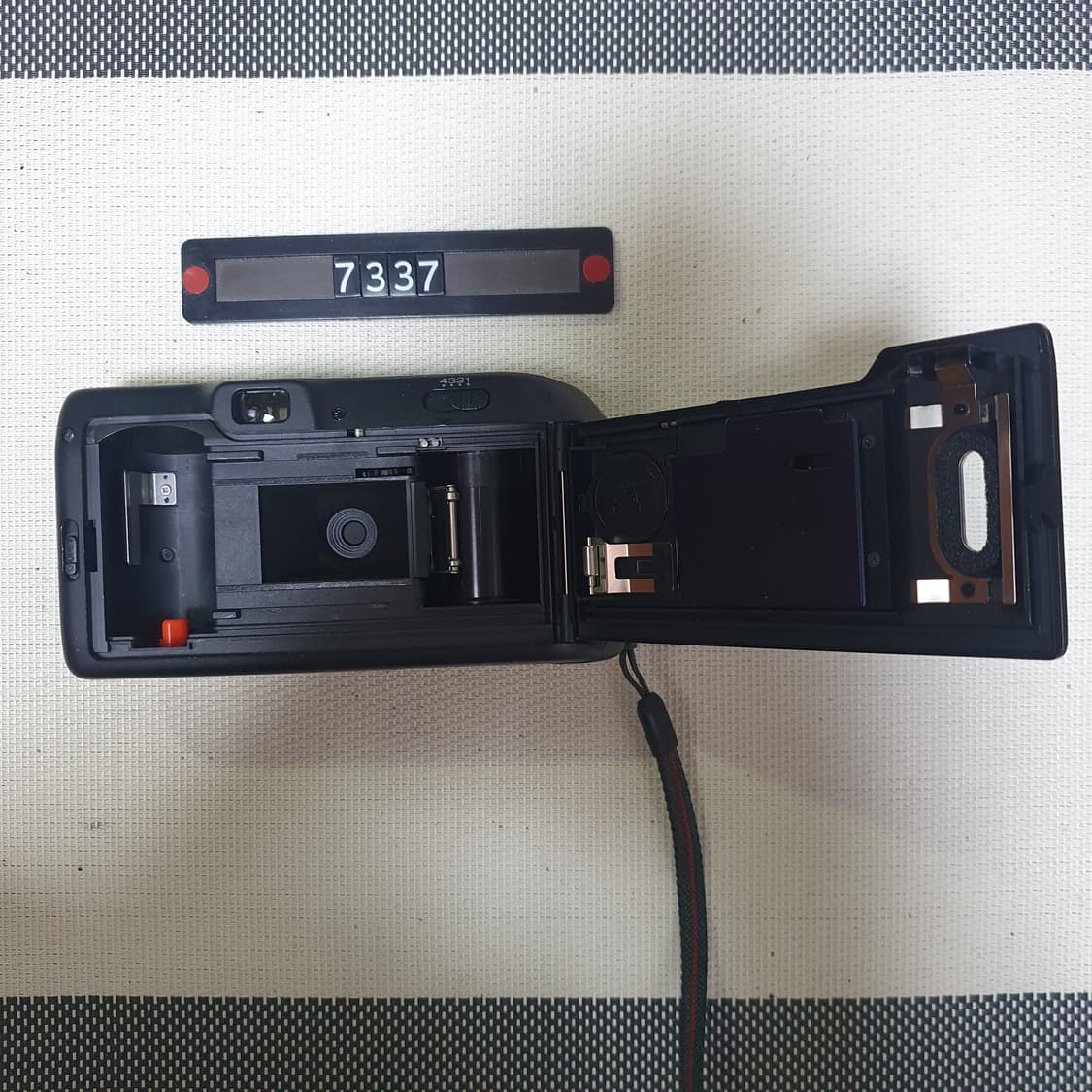 캐논 오토보이 라이트 2 DATE 필름카메라 상품이미지5