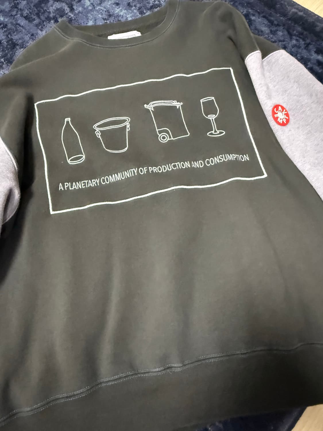 카브엠트 2022 맨투맨 L사이즈 상품이미지1