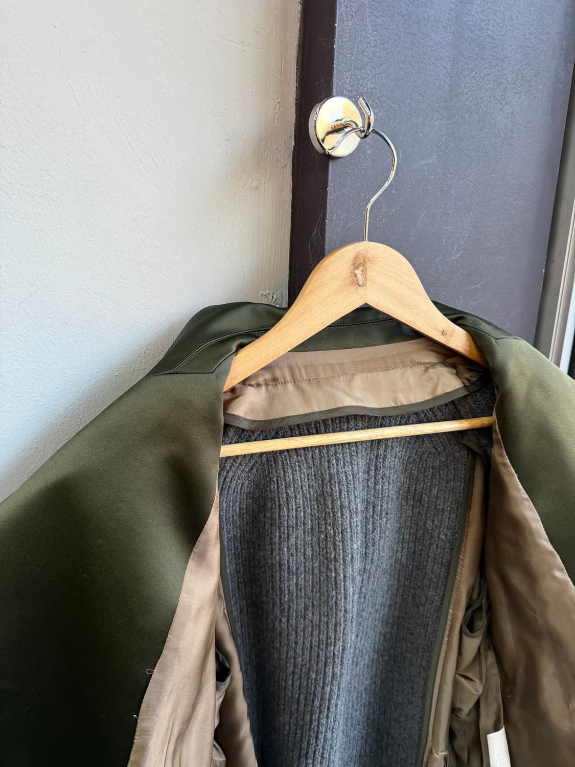 2/ 사카이 22FW 수트 레이어드 니트 자켓 상품이미지8