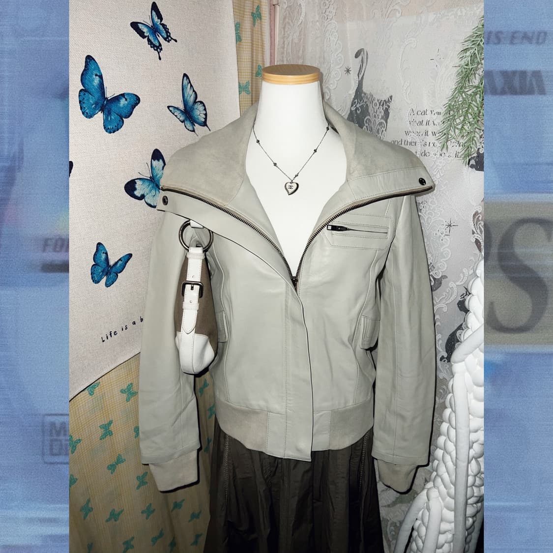 아이보리 빅카라 슬림핏 가죽 자켓 상품이미지1