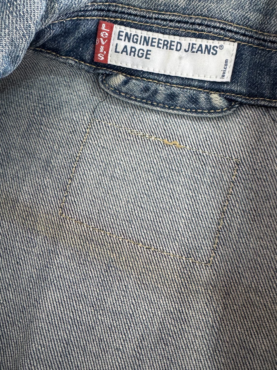 리바이스 엔지니어드진 빈티지 워싱 트러커 데님 자켓 L 상품이미지3