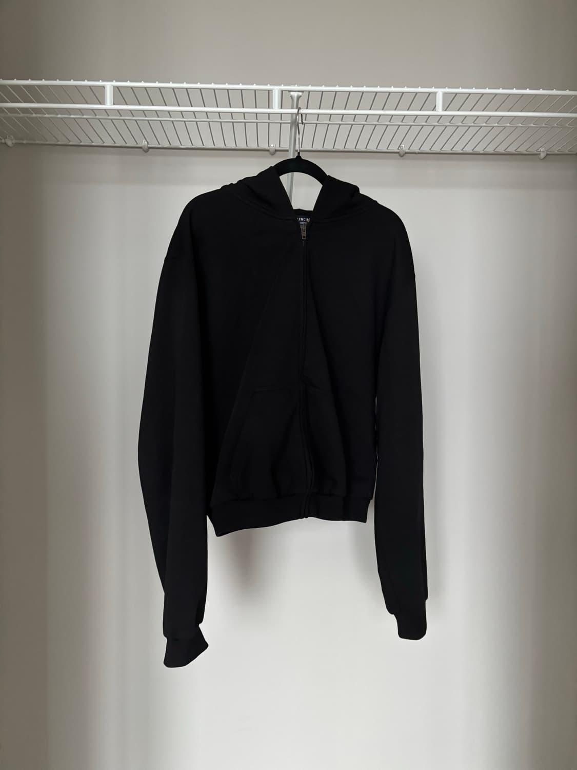 발렌시아가 탭 원아웃 후드집업 상품이미지2