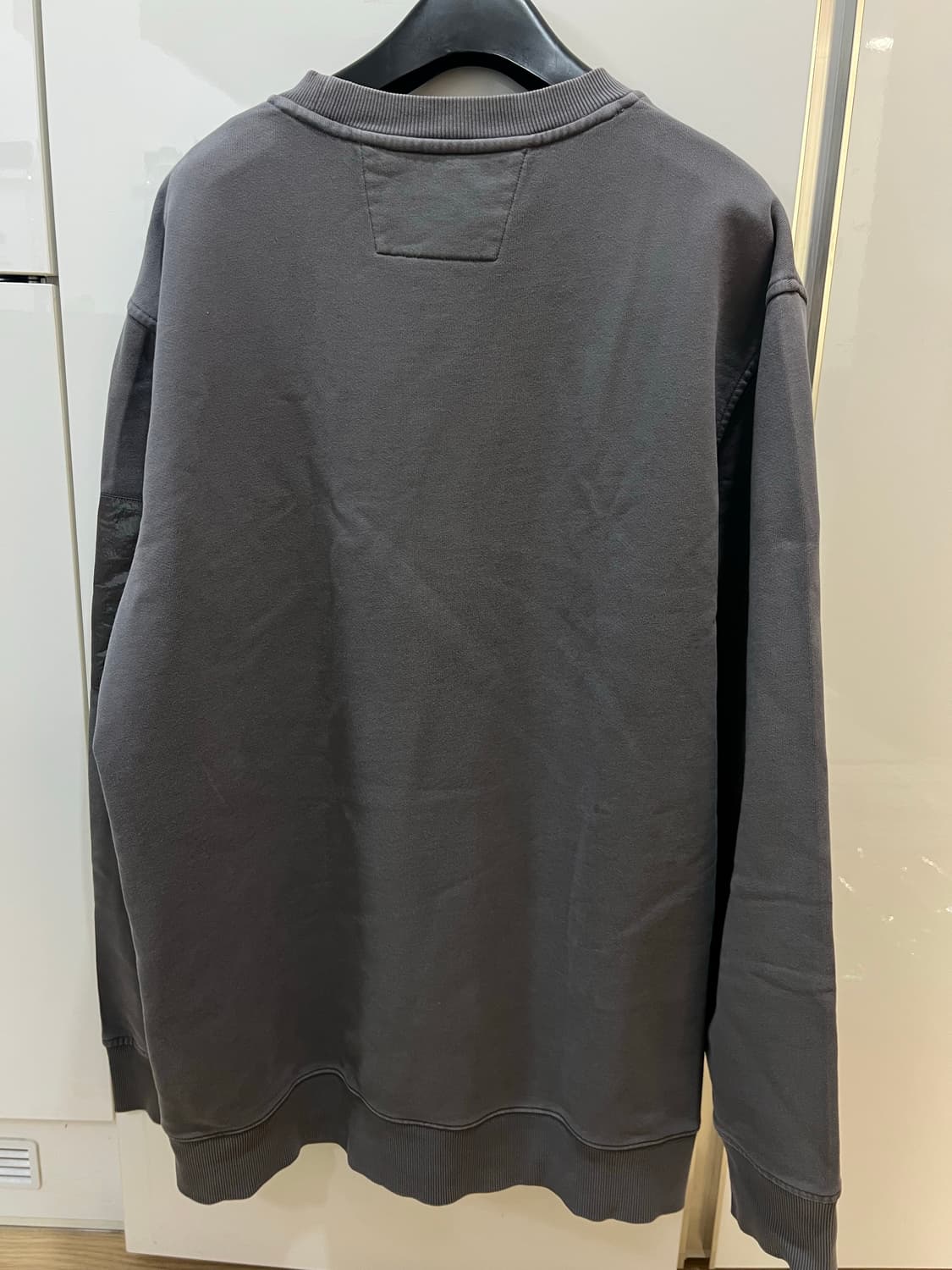 23fw cp컴퍼니 나일론포켓맨투맨 2xl 상품이미지2