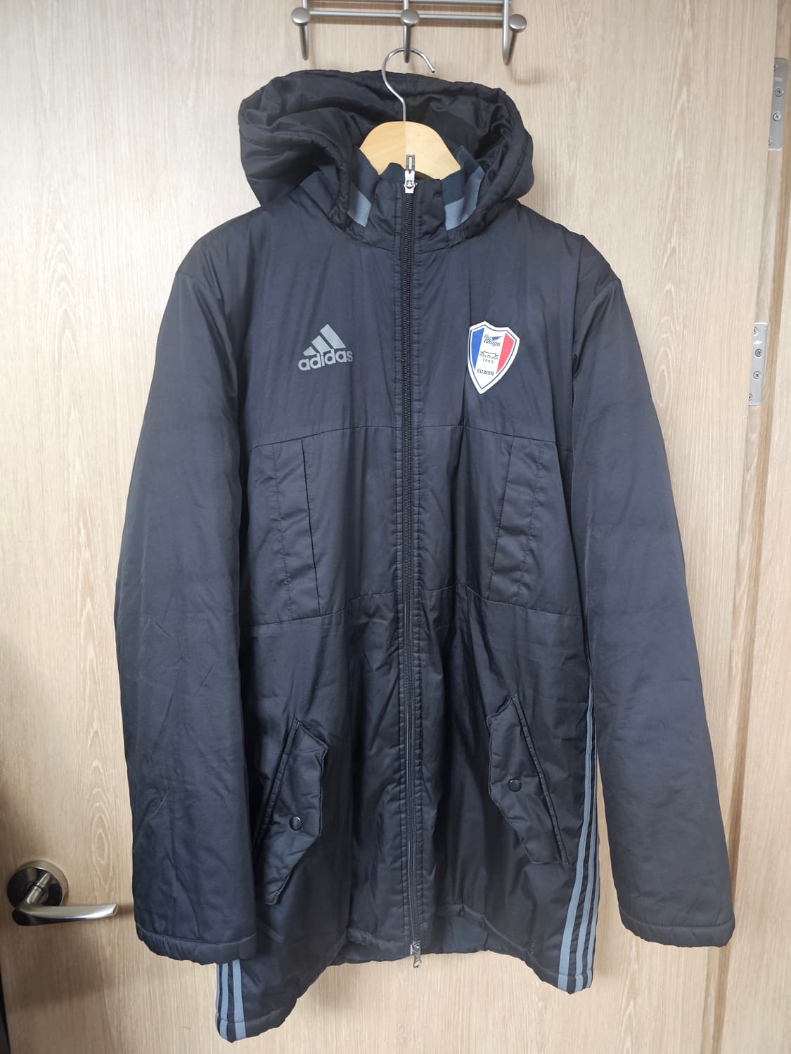 아디다스 수원삼성 블루윙즈 스타디움 롱파카 100 상품이미지1