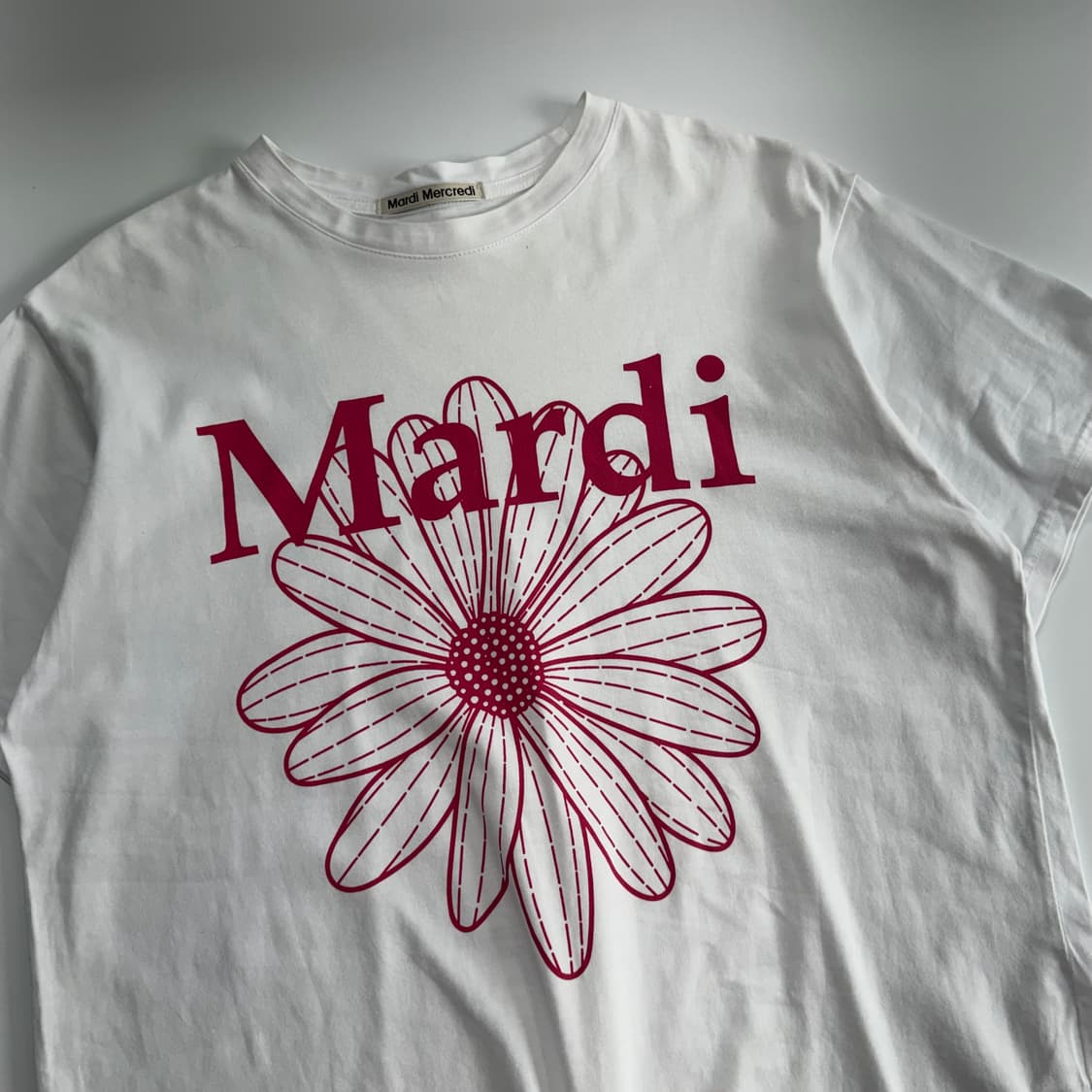 Mardi Mercredi 마르디 메크르디 핑크로고 화이트 반팔  상품이미지4