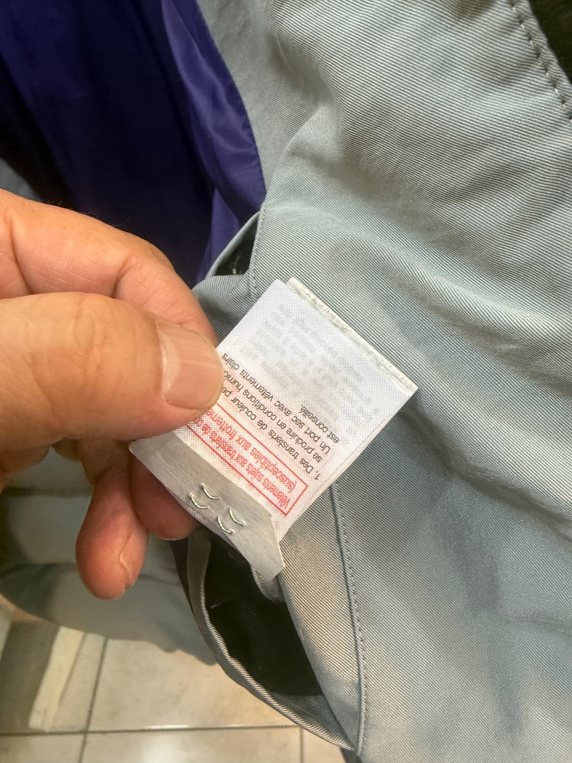 48/100 정품 솔리드옴므 패딩 팝니다 상품이미지6