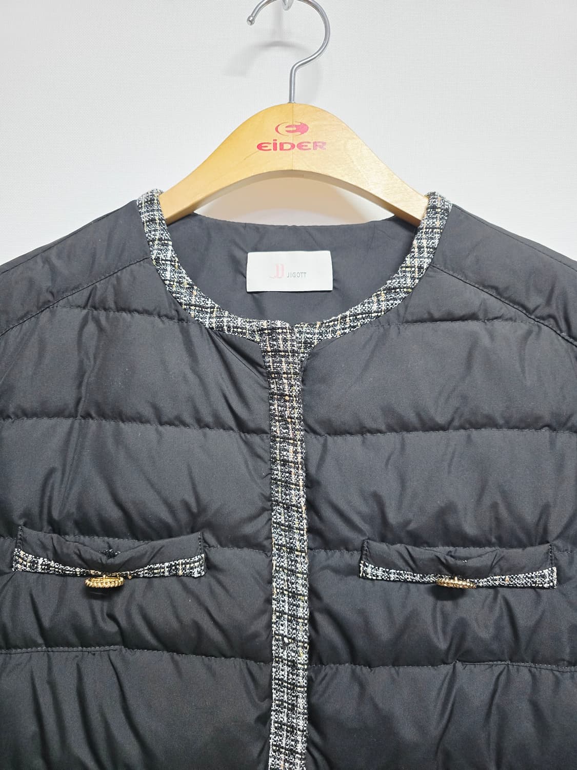 jj지고트 트위드 블랙 경량 구스패딩 자켓 상품이미지2