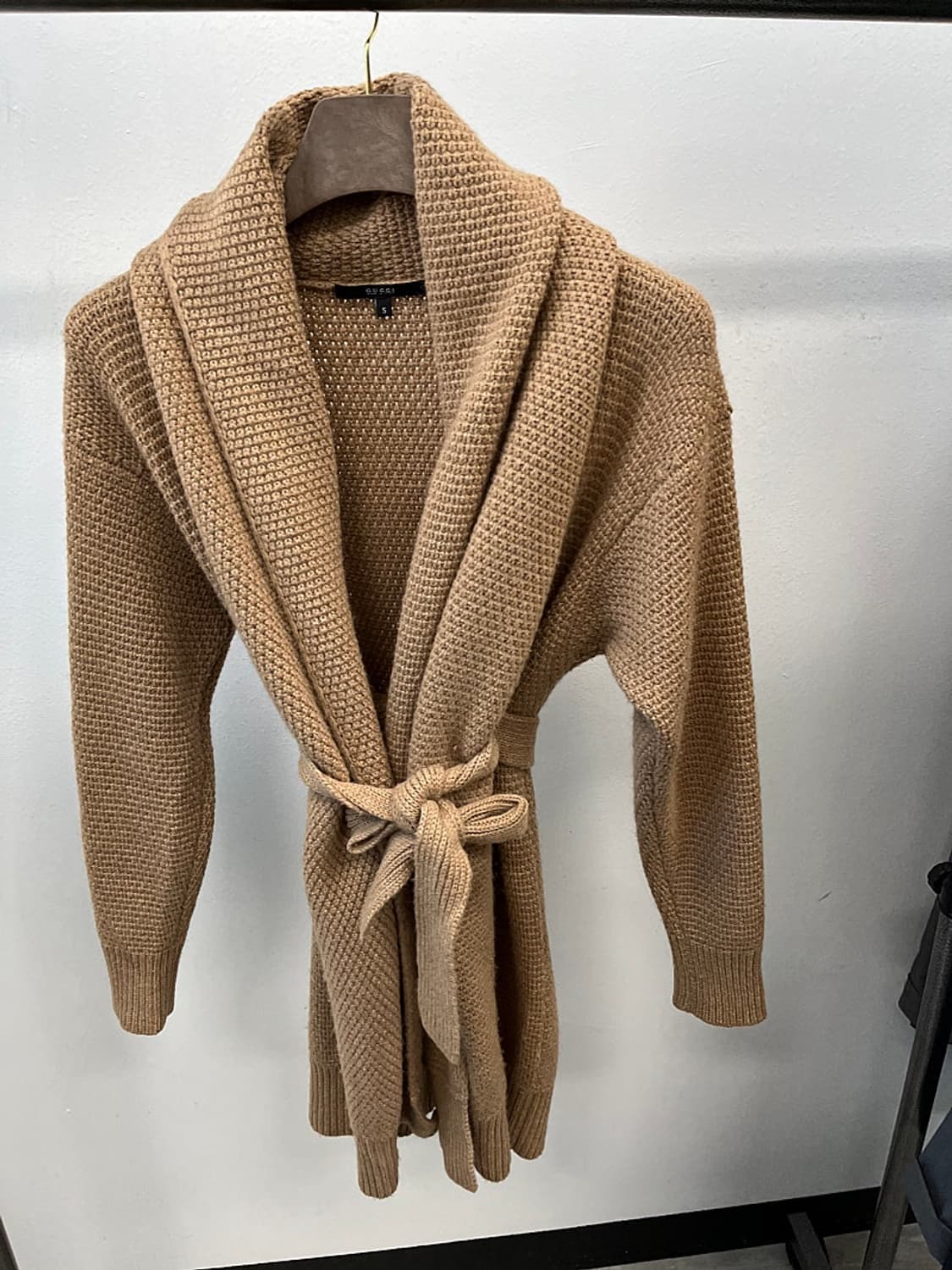 여) 구찌 카멜 와플 벨트가디건  상품이미지2