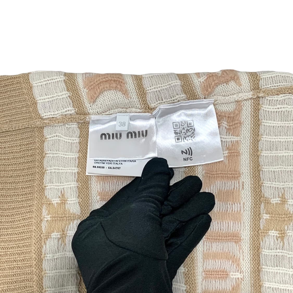 미우미우 자카드 로고 캐시미어 스웨터 상품이미지4