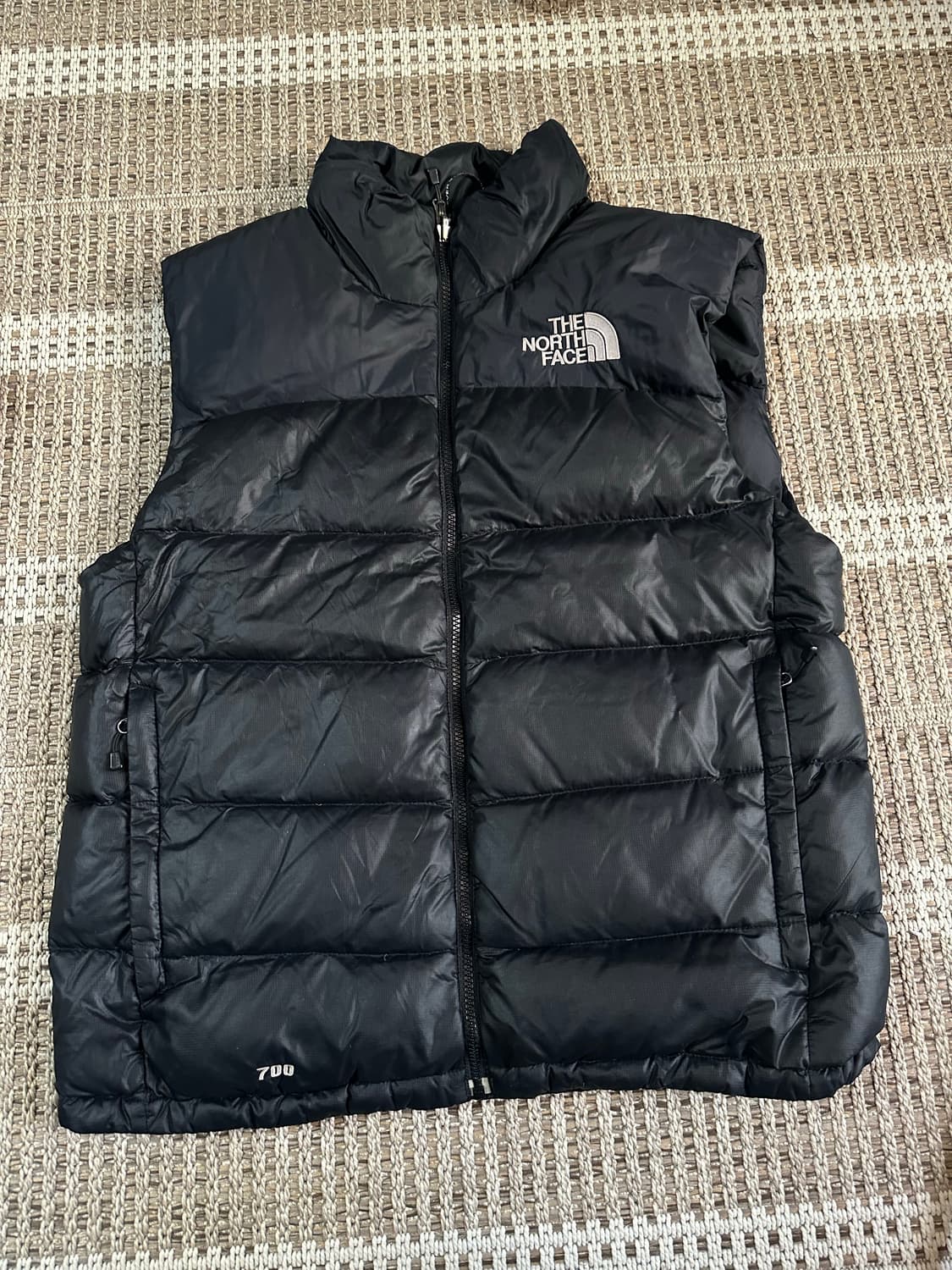 노스페이스 700 패딩 조끼 블랙 95 상품이미지1