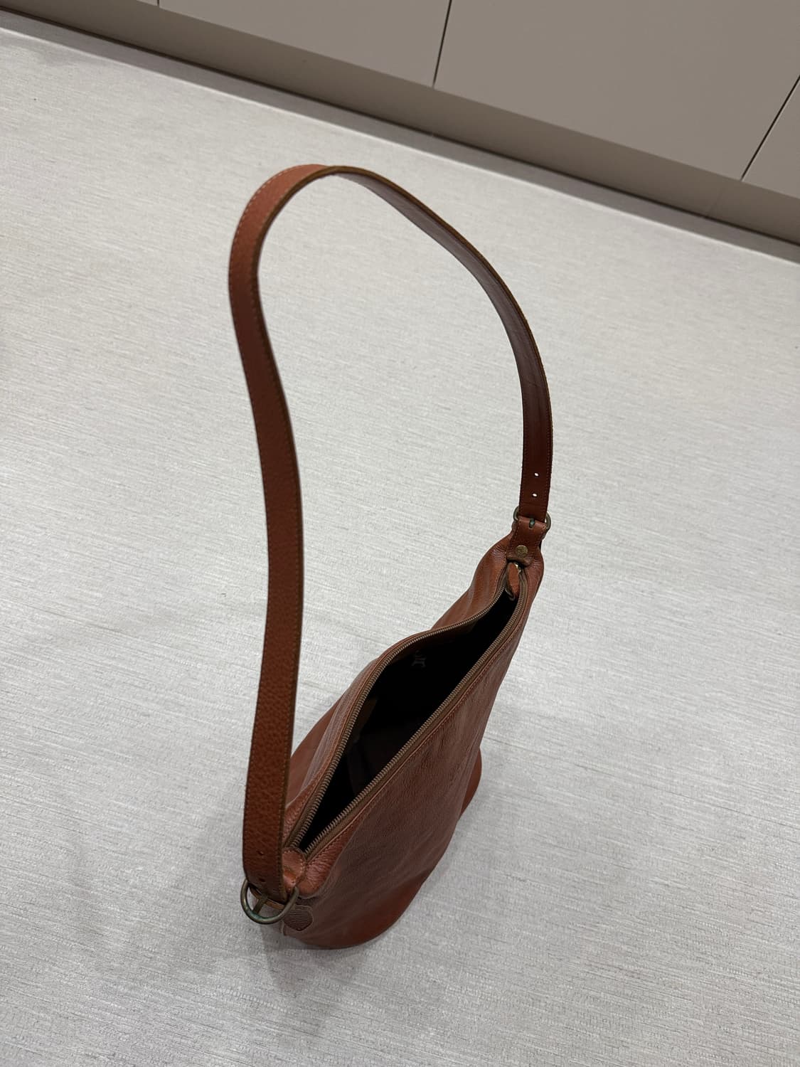 일비종떼 바게트백 상품이미지1