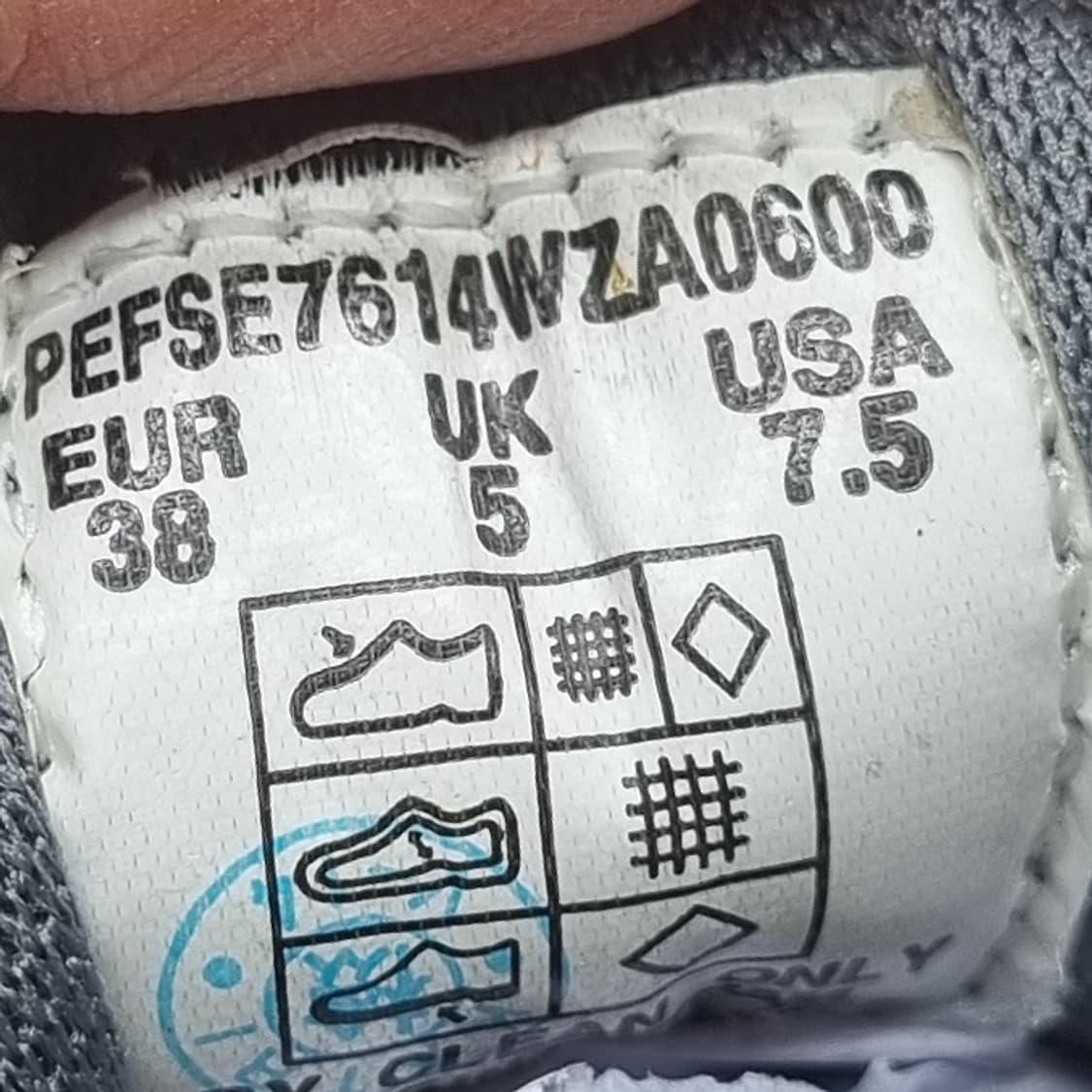 포나리나 여성 밸크로 스니커즈38 240 굽6.5 상품이미지6