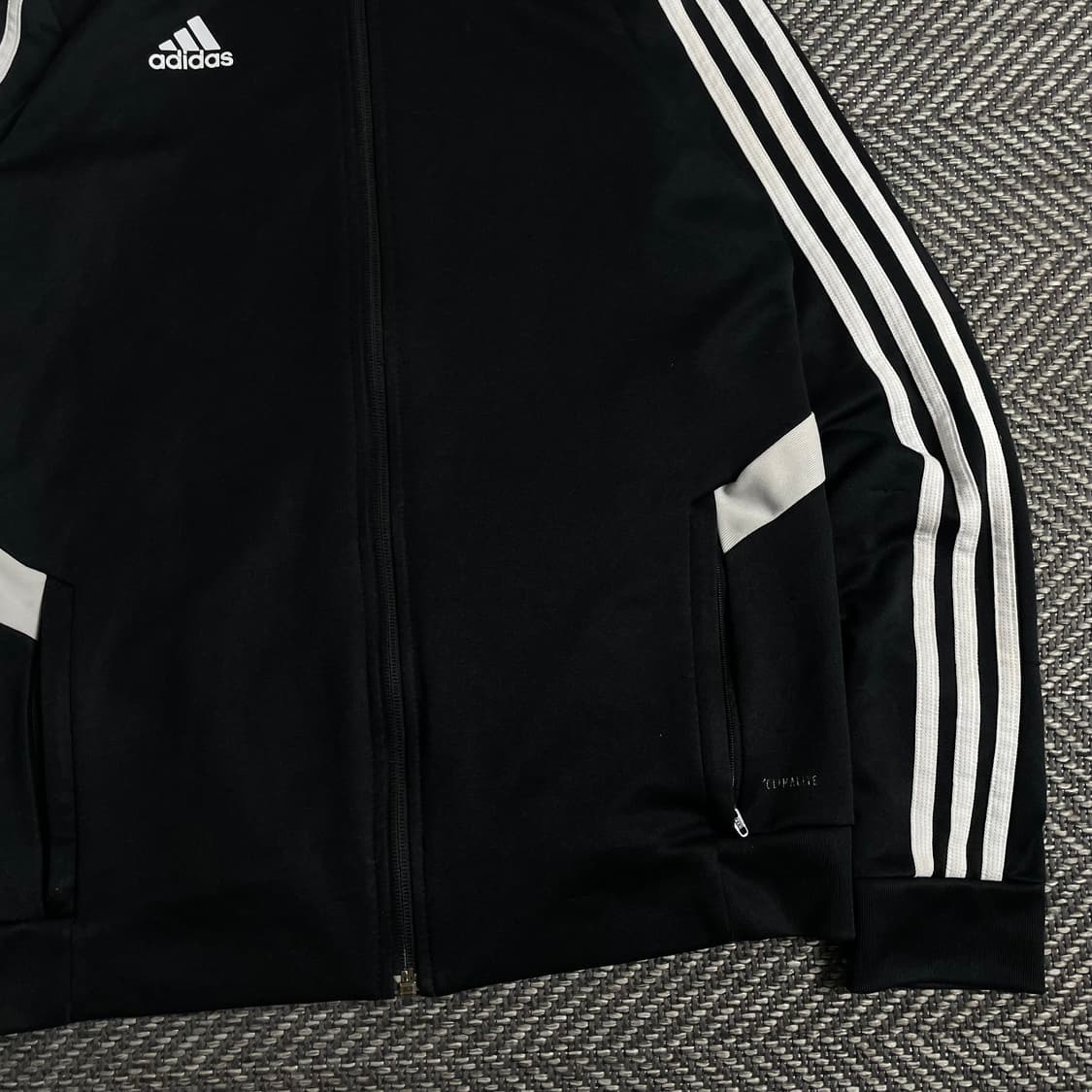 아디다스 에센셜 트랙탑 블랙 져지 o 3839 상품이미지2