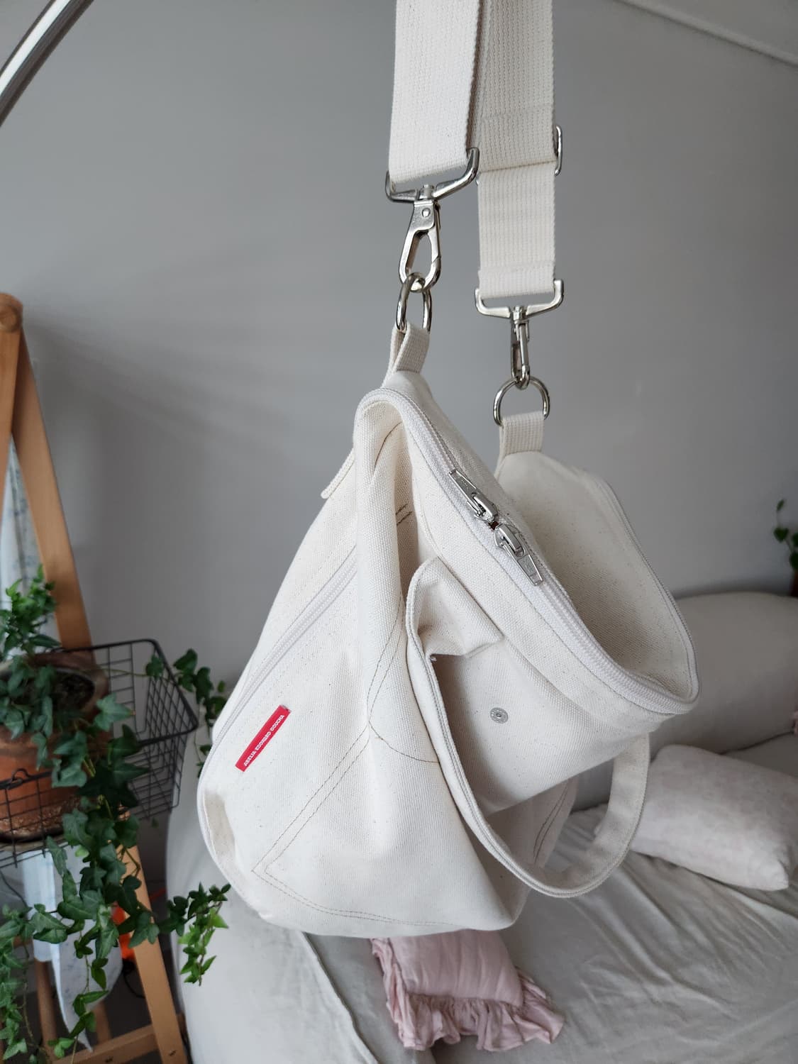 [White] Stride bag 26ss 상품이미지5