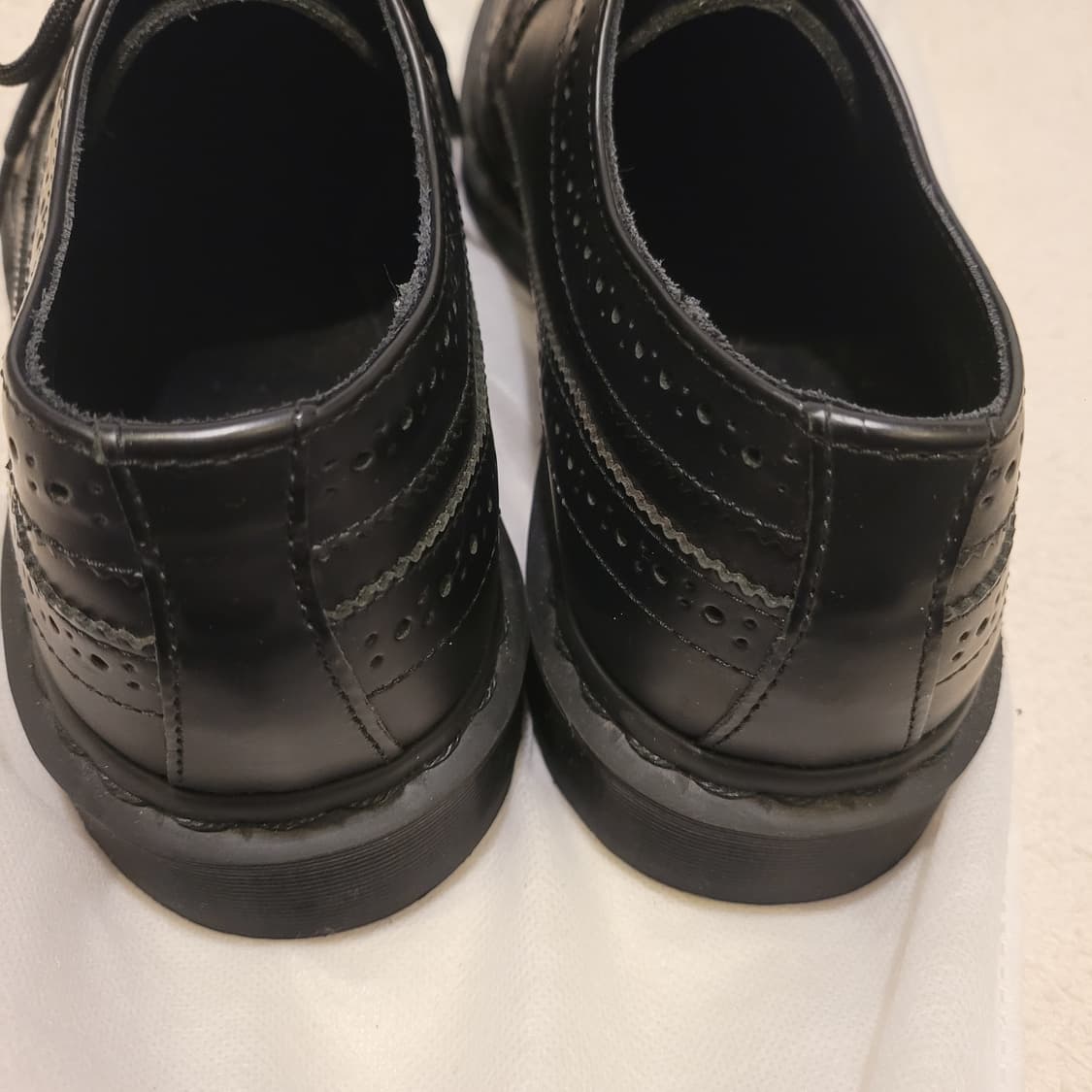 닥터마틴 3989 윙팁 270 상품이미지5