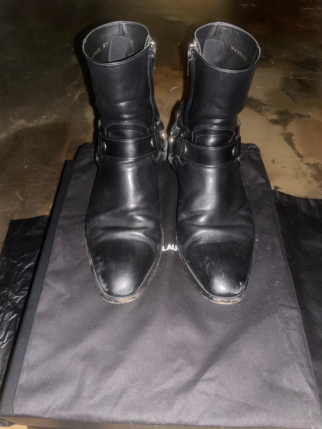 Saint Laurent 카프스킨 와이어트 하네스 부츠 상품이미지4