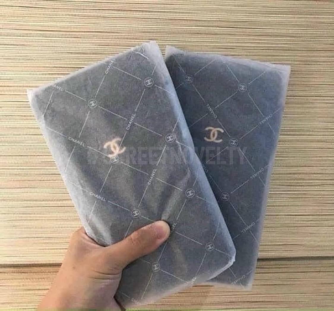 샤넬뷰티 퀄팅 폰홀더 파우치 카드홀더 VIP 상품이미지1