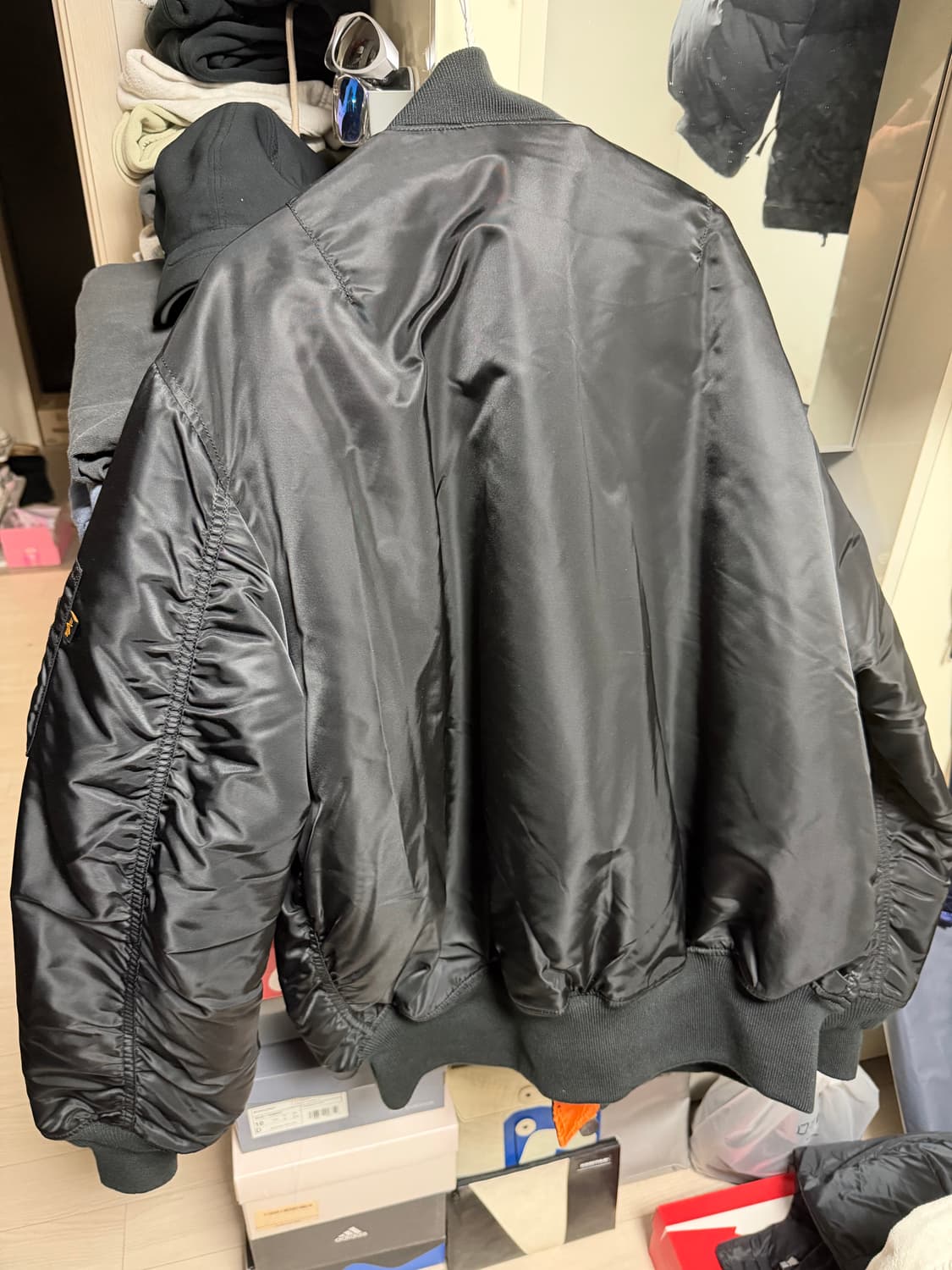 [2xl] 알파인더스트리 MA-1 레귤러핏 블랙 상품이미지4