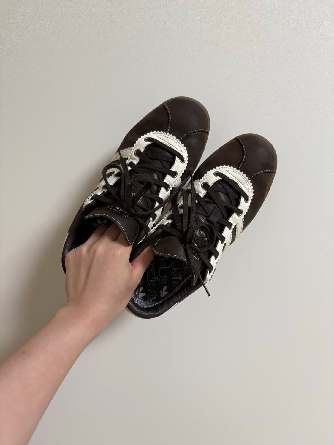 아디다스 베른 고어텍스 다크 브라운 크림 화이트 Adidas Bern G 상품이미지1