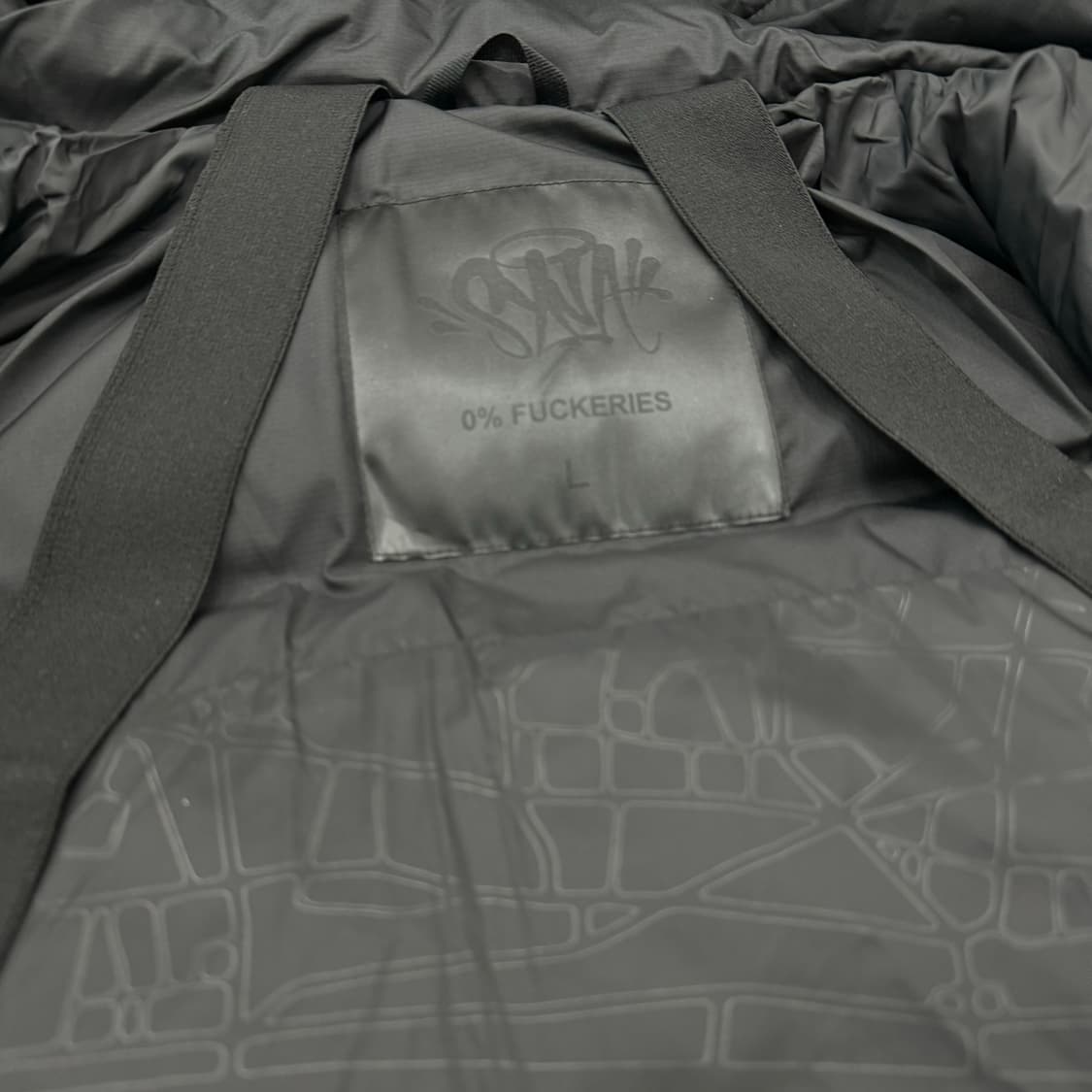 SYNA 시나월드 OG 패딩 자켓 블랙 상품이미지5