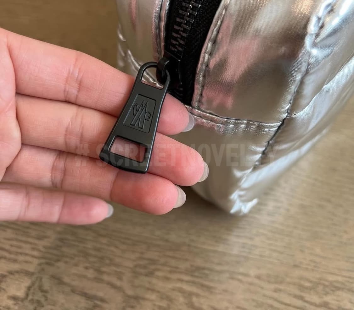 몽클레어 패딩파우치 골프파우치 퀄팅파우치 실버 상품이미지3