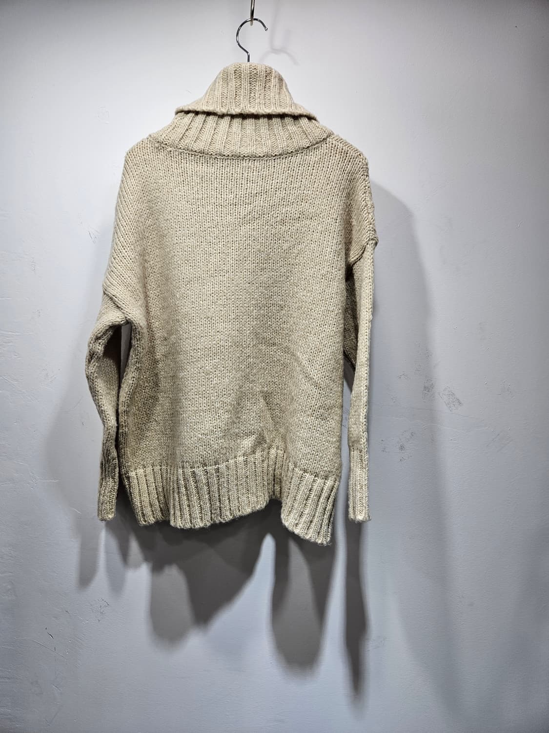 꽈배기 터틀넥 니트 상품이미지6