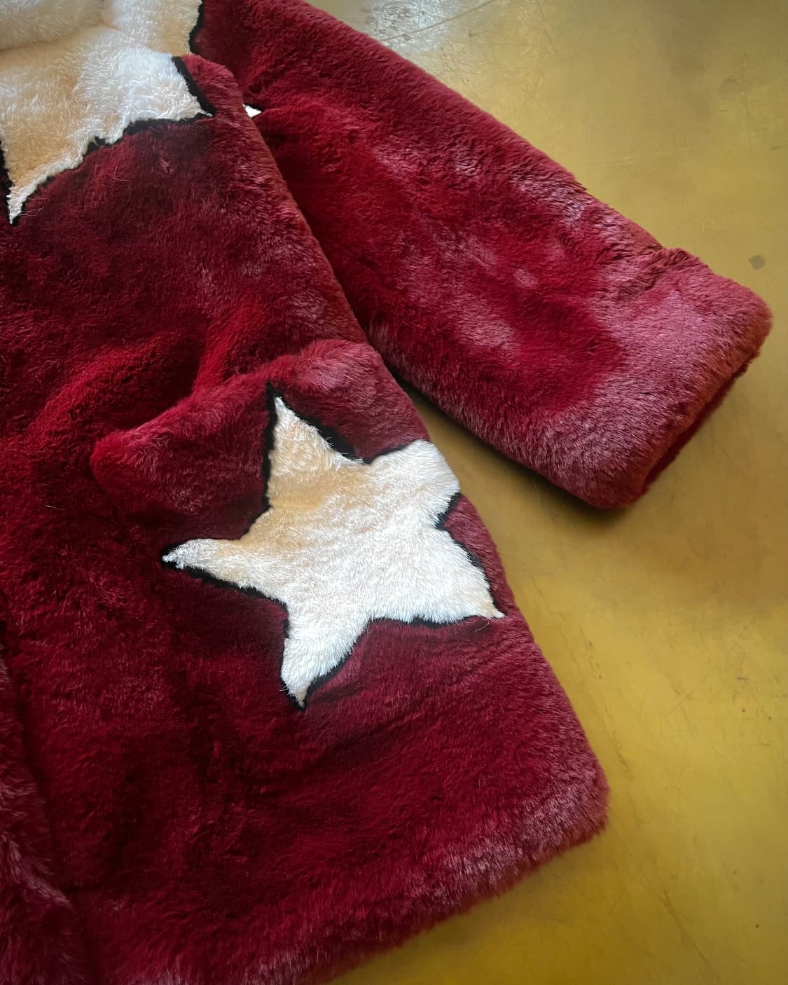 GUESS 2016 Season Star Pattern Fur Coat 상품이미지6