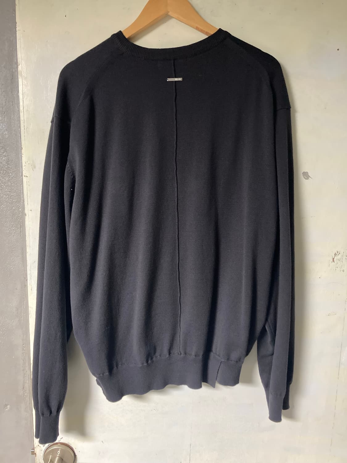 미세키 서울 Slash line knit CHARCOAL 상품이미지4